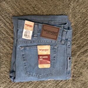 Wrangler Relaxed Fit Light Blue Denim Jeans